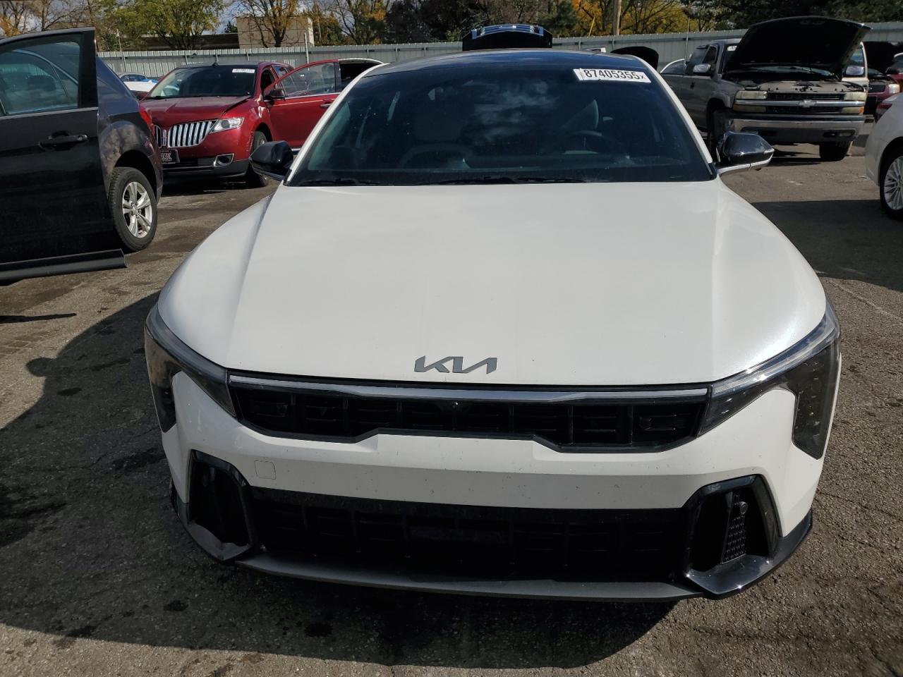 2025 Kia K4 Gt-Line Turbo - Image 5