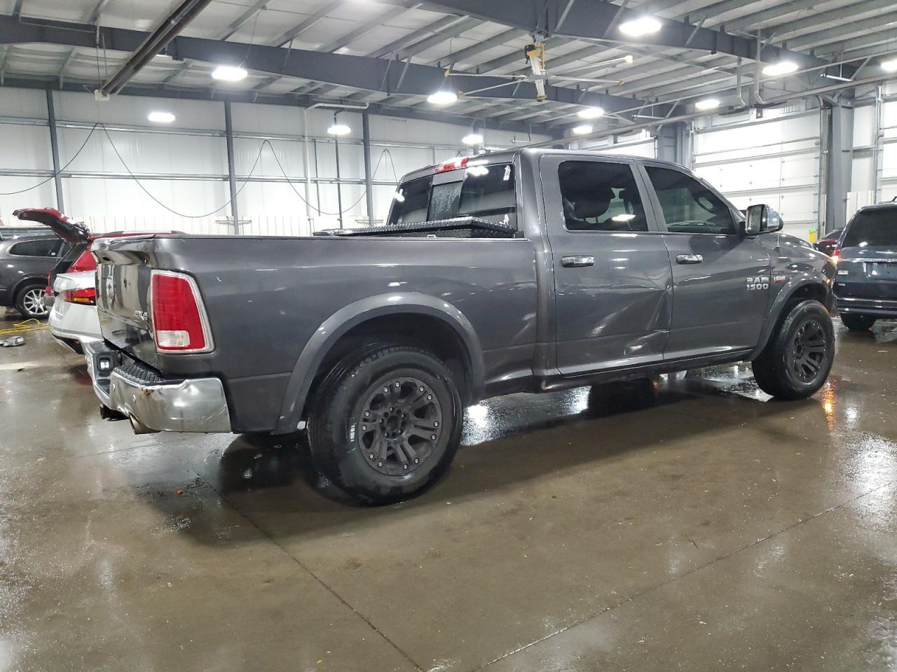 2016 Ram 1500 Laramie - Фото 3