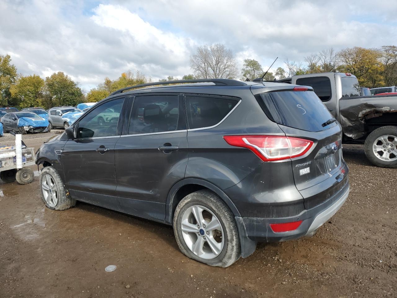 2016 Ford Escape Se - Фото 2