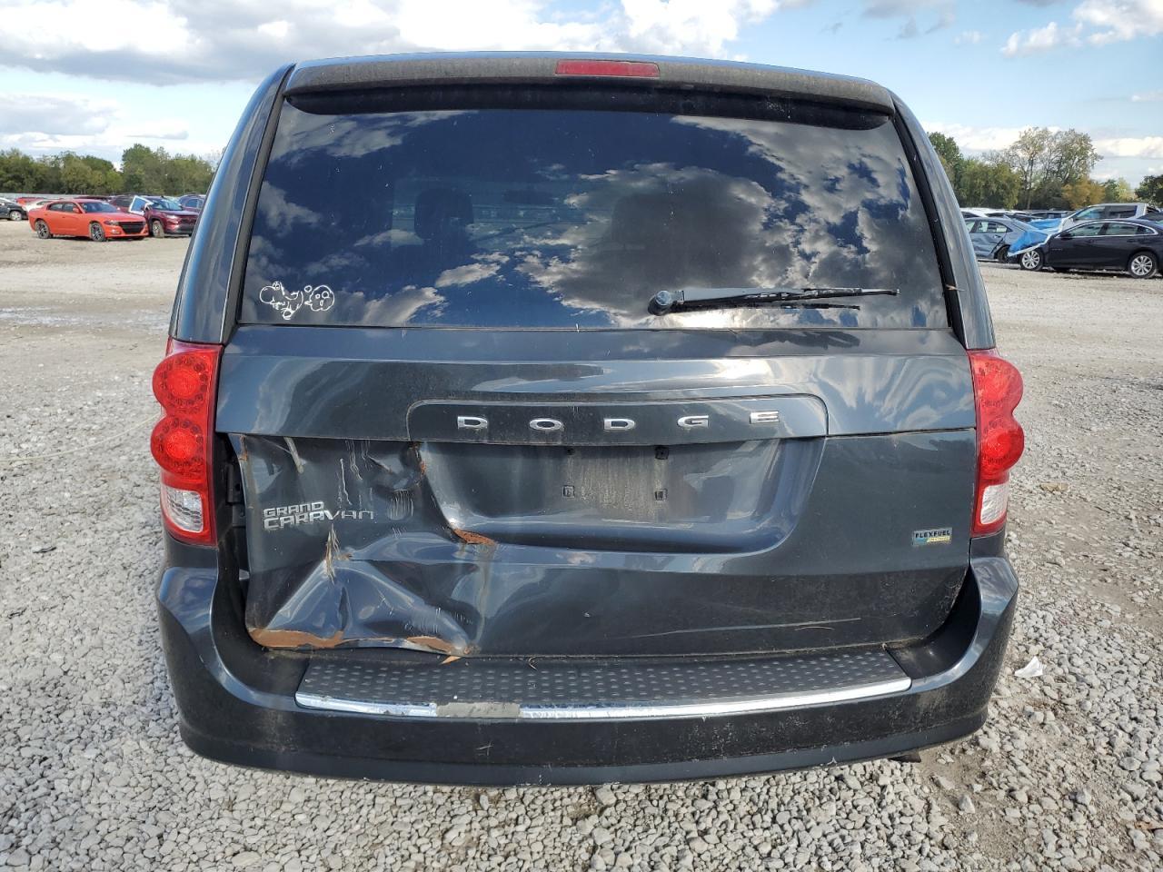 2011 Dodge Grand Caravan Express - Image 6
