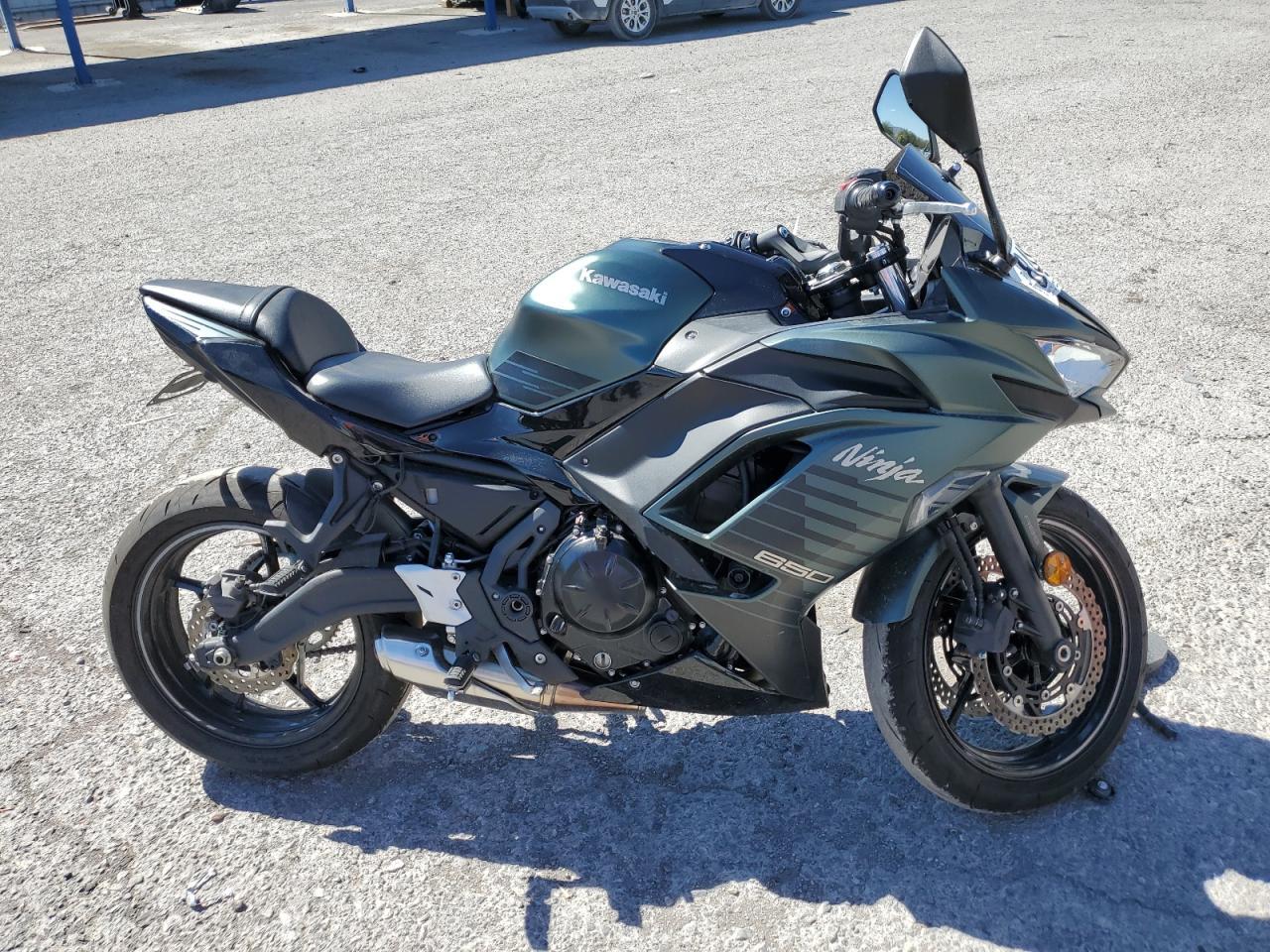 2025 Kawasaki Ex650 P