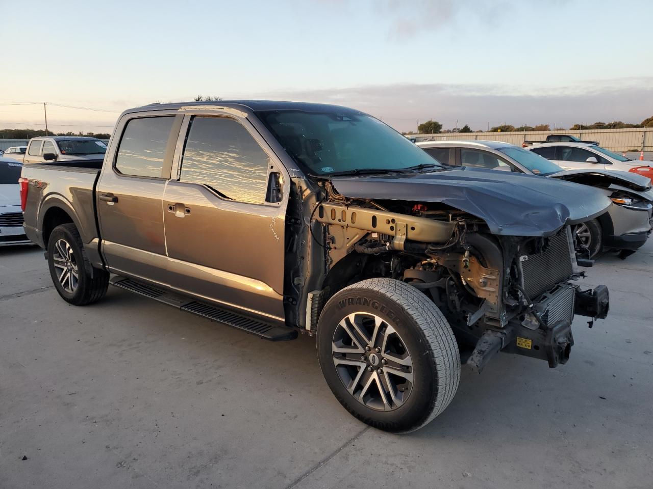 2022 Ford F150 Supercrew - Image 4