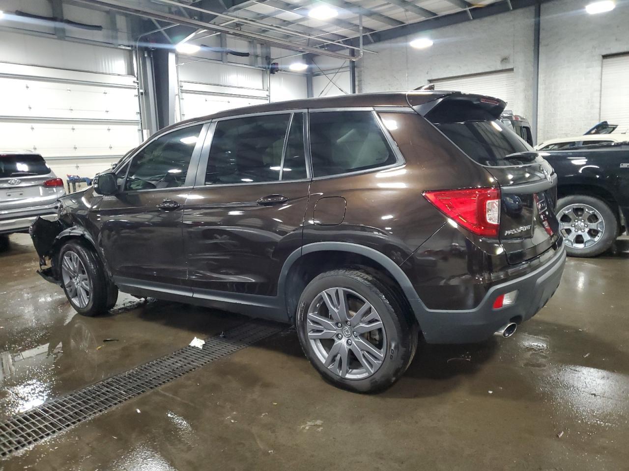 2019 Honda Passport Exl - Image 2