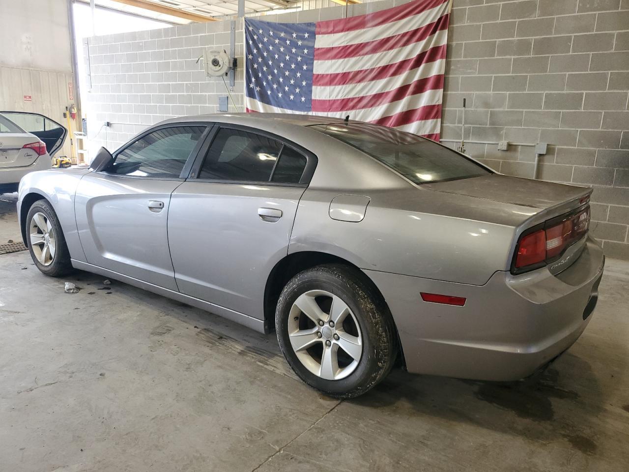 2013 Dodge Charger Se - Image 2
