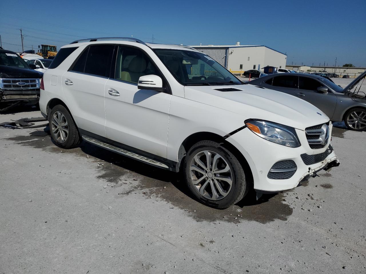 2016 Mercedes-Benz Gle 350 4Matic - Фото 4