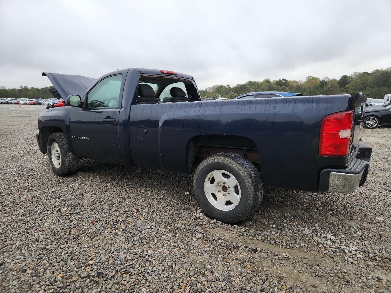 2008 Chevrolet Silverado C1500 - Фото 2