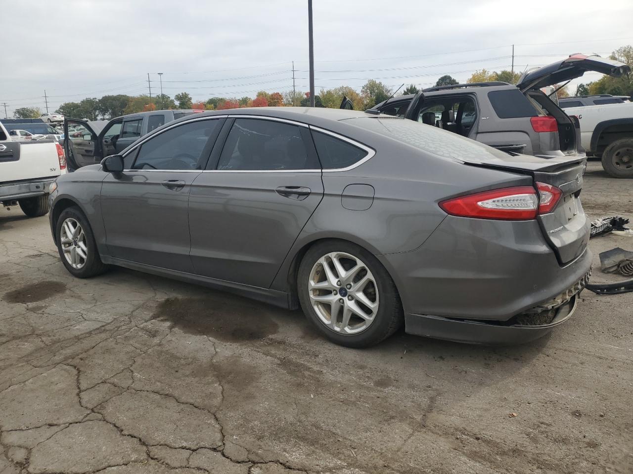2013 Ford Fusion Se - Image 2