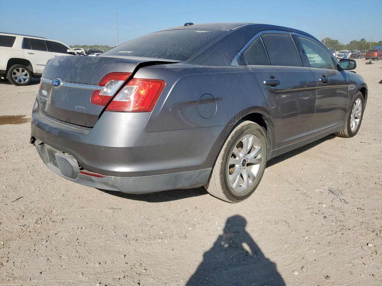 2012 Ford Taurus Sel - Image 3