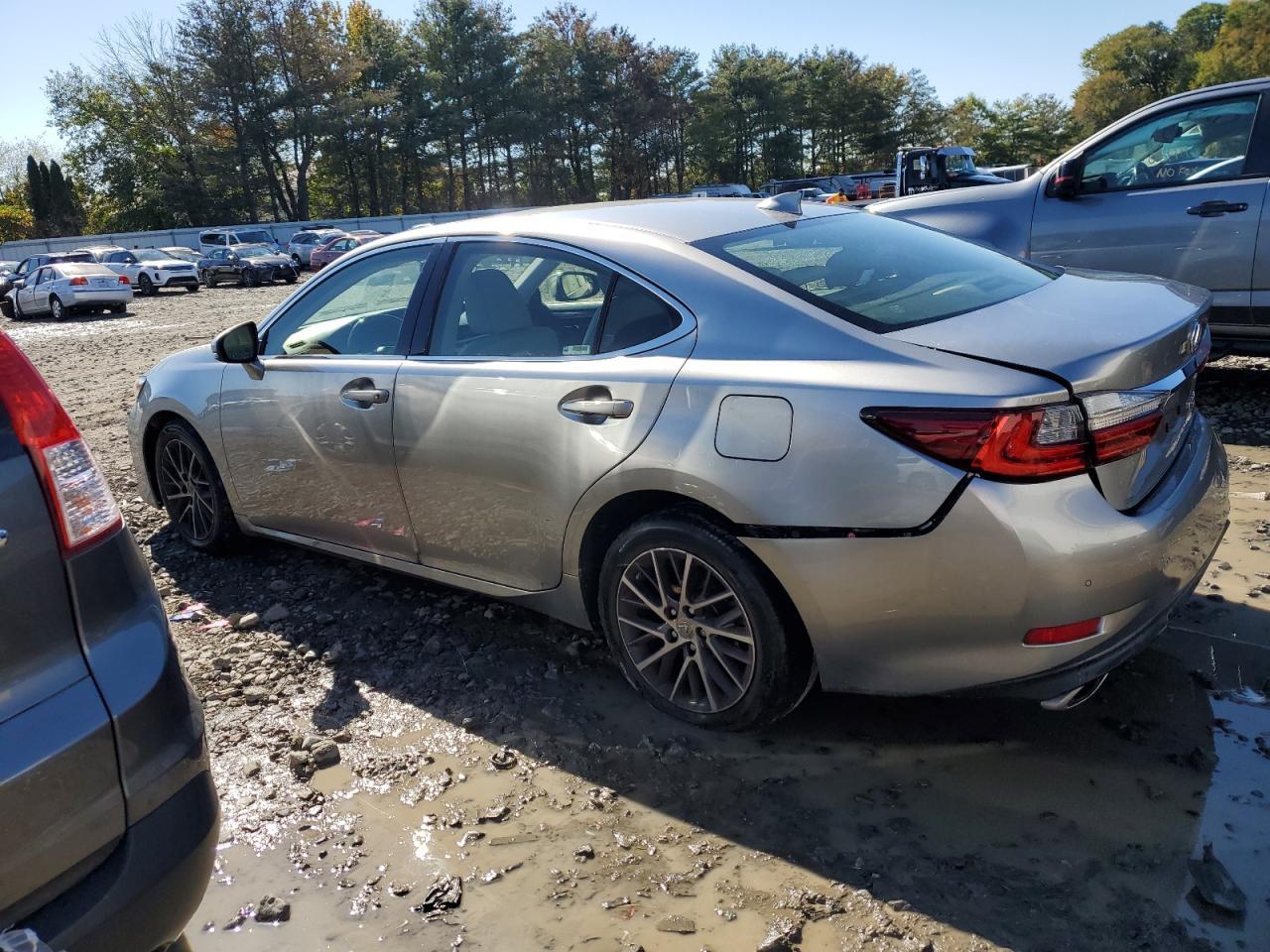 2016 Lexus Es 350 - Image 2
