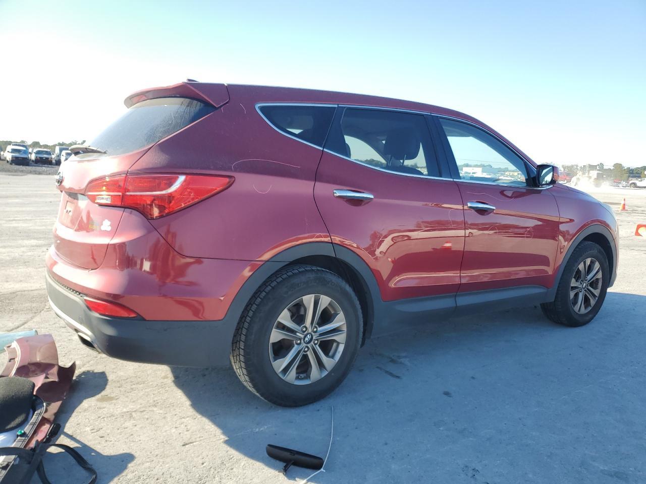2016 Hyundai Santa Fe Sport - Image 3