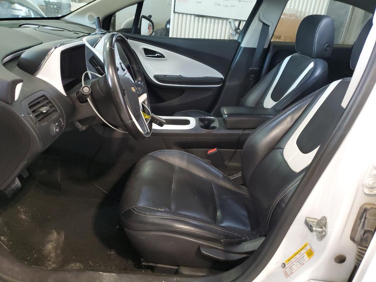 2012 Chev Volt - Фото 7