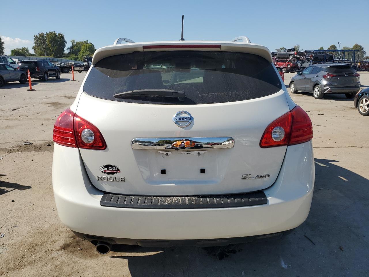 2013 Nissan Rogue S - Image 6