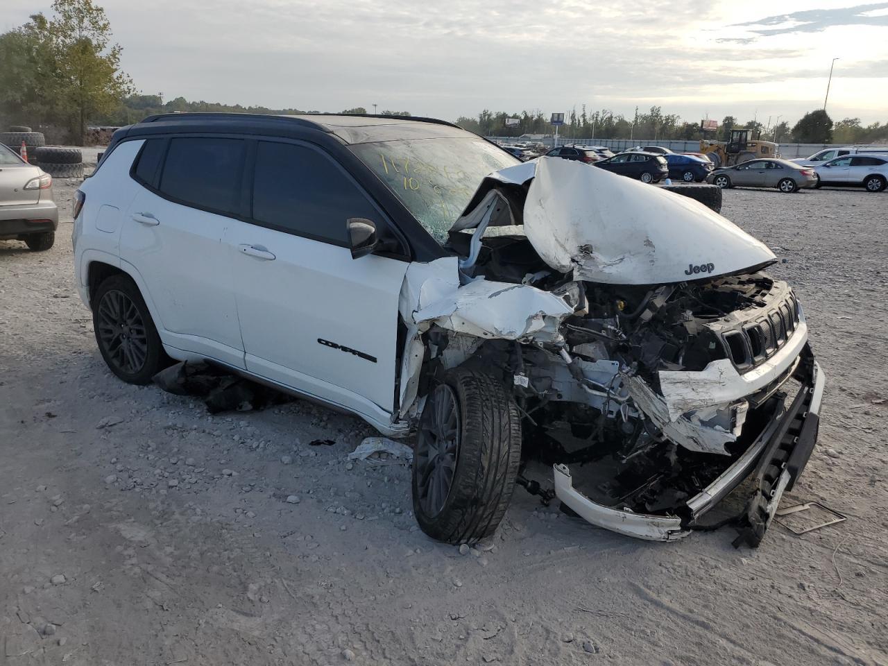 2022 Jeep Compass Limited - Image 4