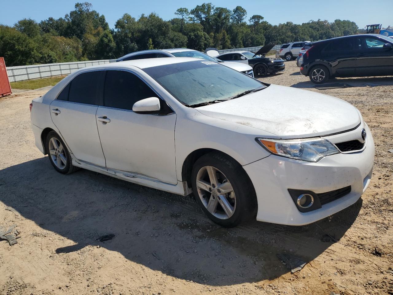 2014 Toyota Camry L - Image 4
