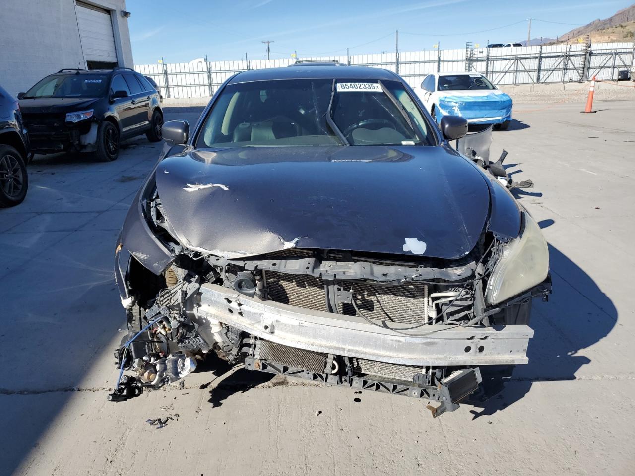 2011 Infiniti M56 X - Image 5