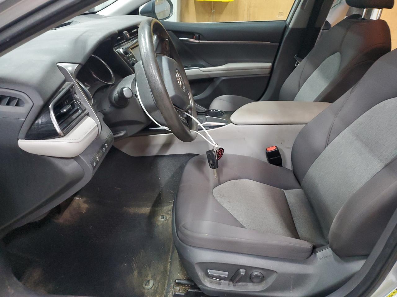 2020 Toyota Camry Le - Image 7