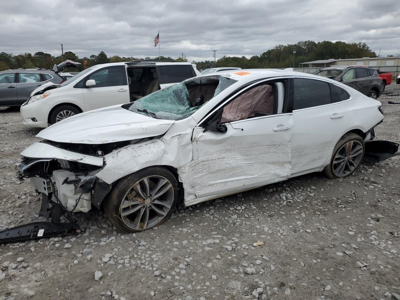 2022 Chevrolet Malibu Lt
