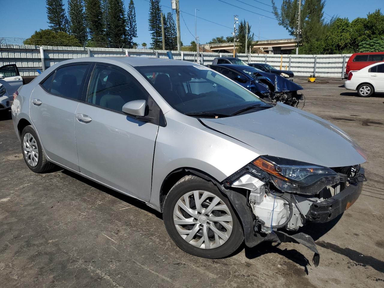 2018 Toyota Corolla L - Image 4