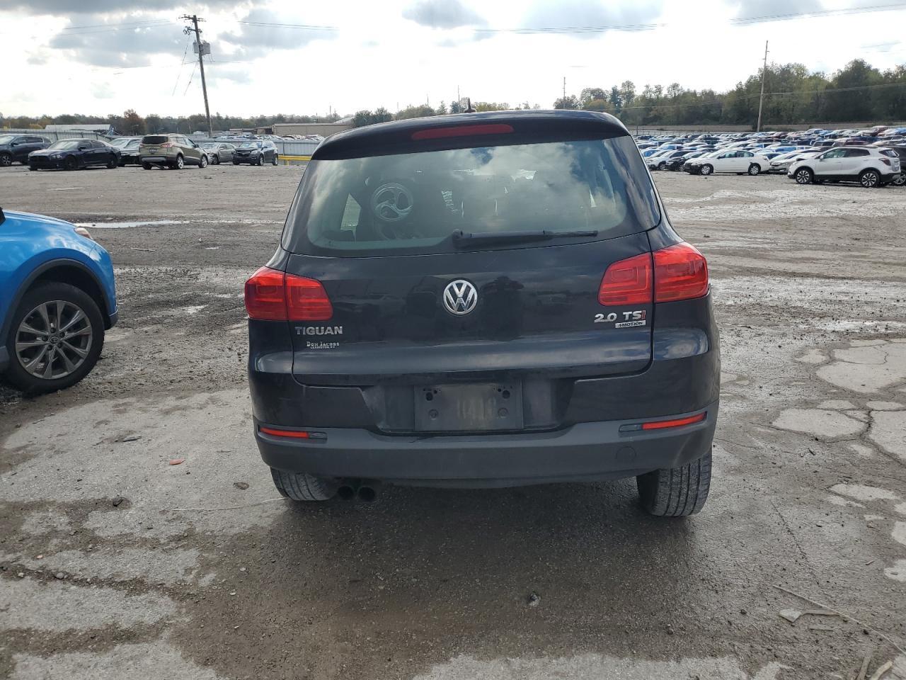 2013 Volkswagen Tiguan S - Фото 6