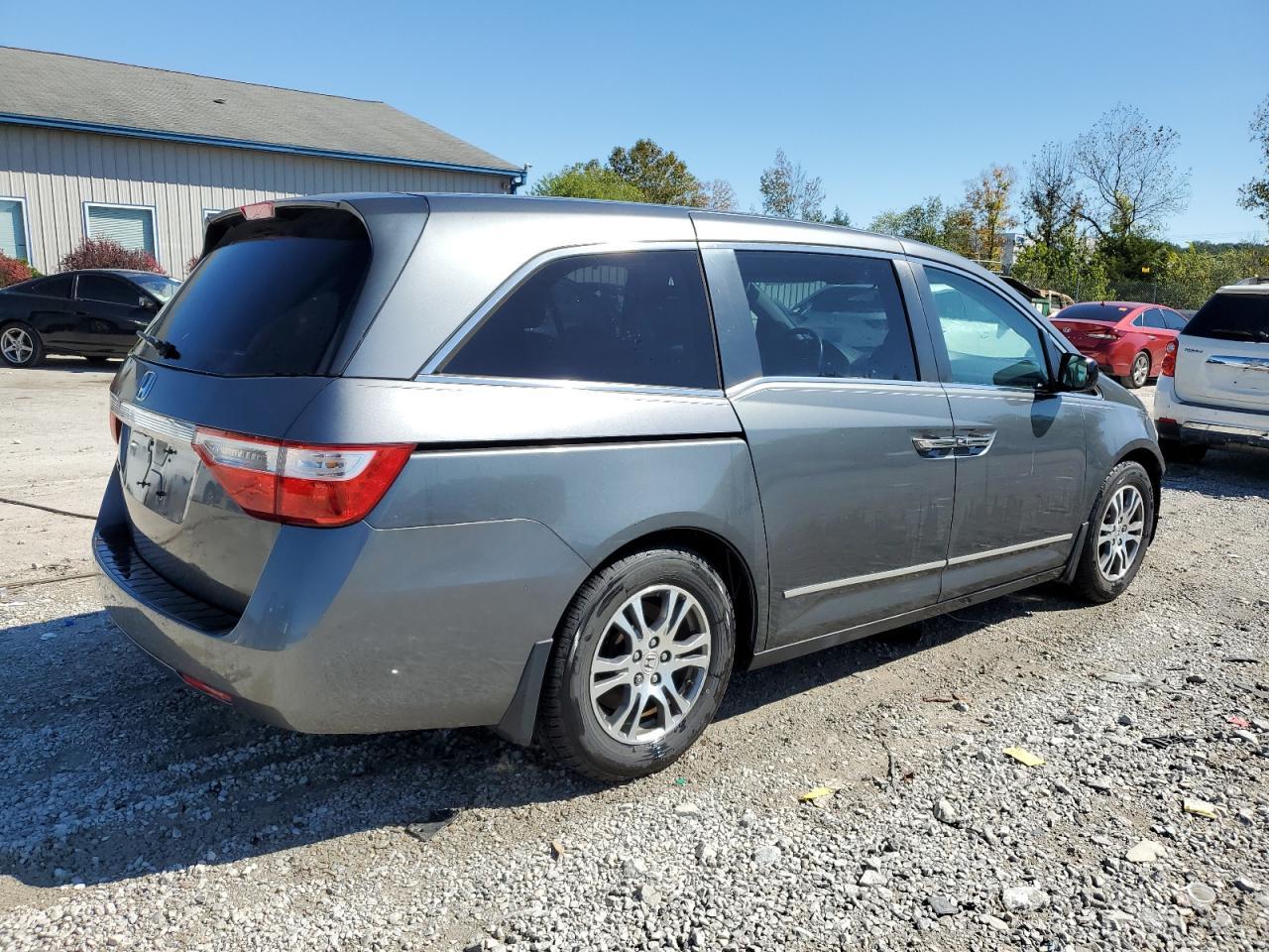 2013 Honda Odyssey Ex - Фото 3