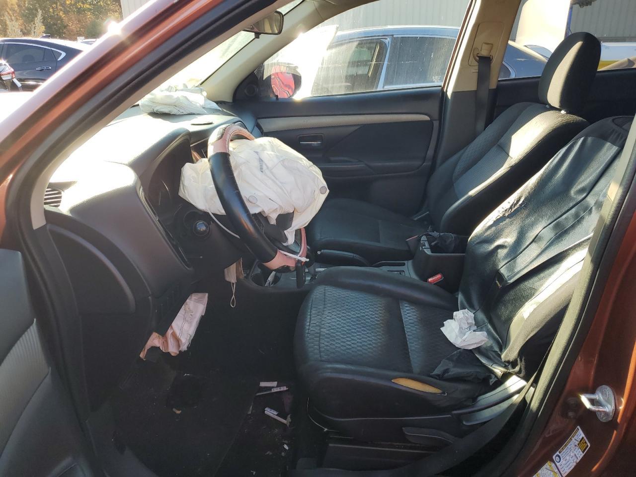 2014 Mitsubishi Outlander Se - Фото 7