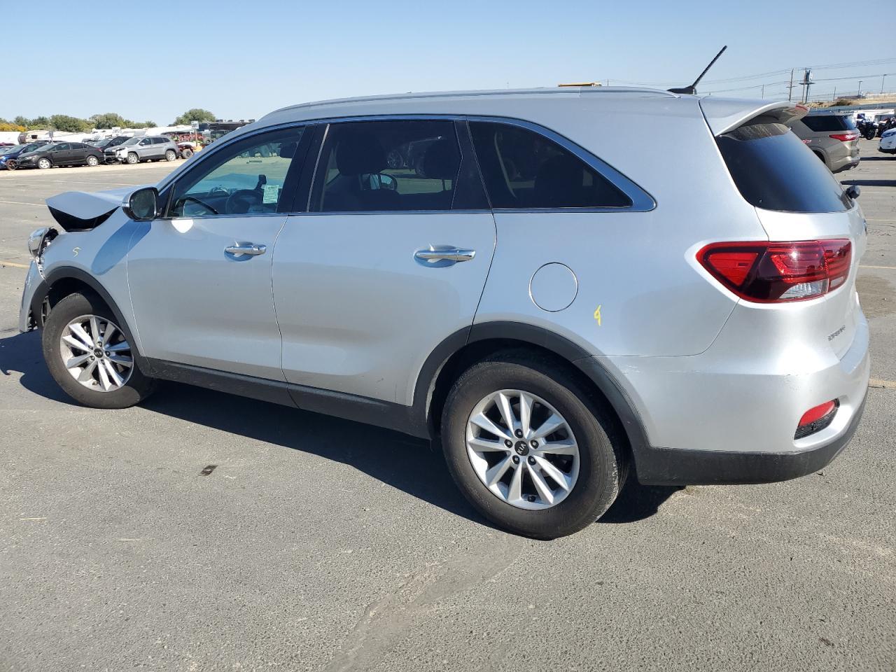 2020 Kia Sorento L - Фото 2