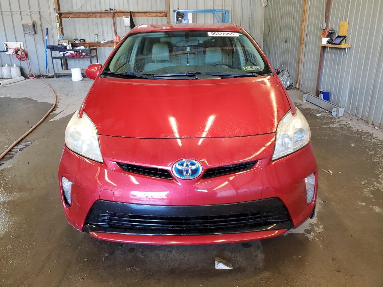 2012 Toyota Prius Two - Фото 5
