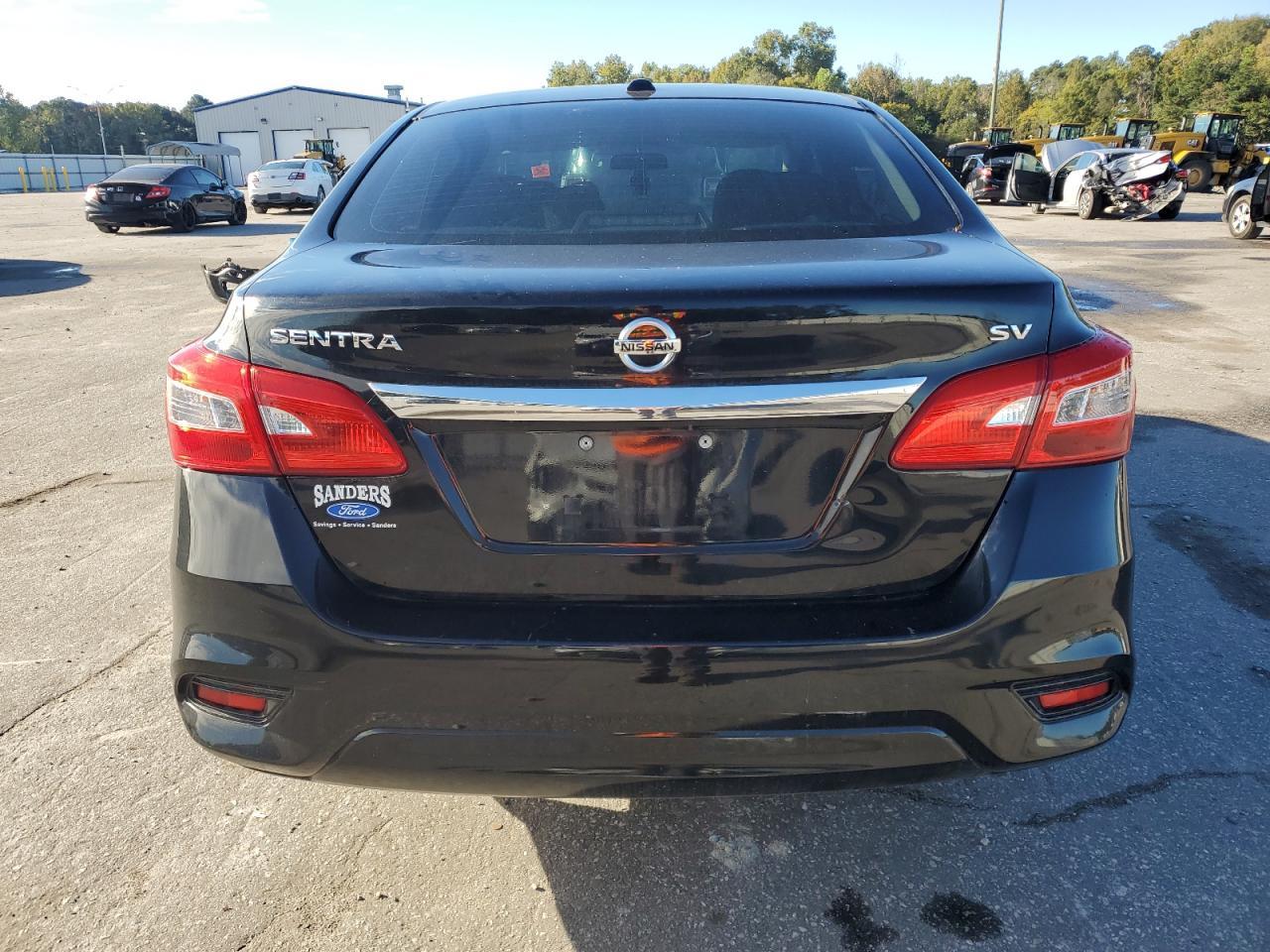 2019 Nissan Sentra S - Фото 6