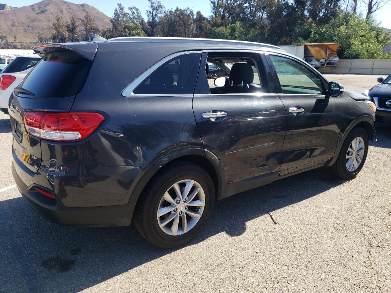 2017 Kia Sorento Lx - Фото 3