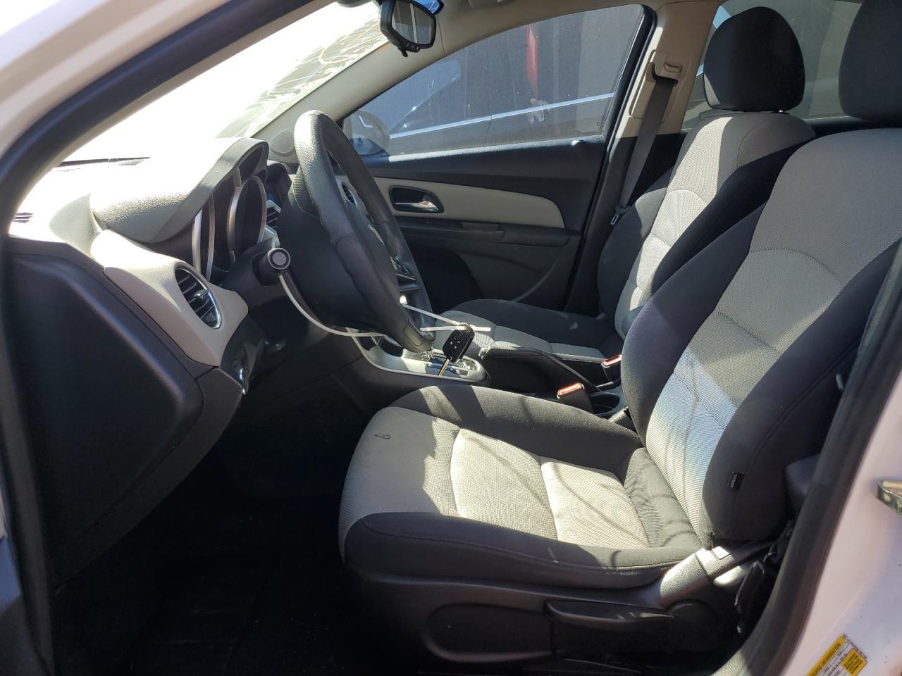 2014 Chevrolet Cruze Ls - Фото 7