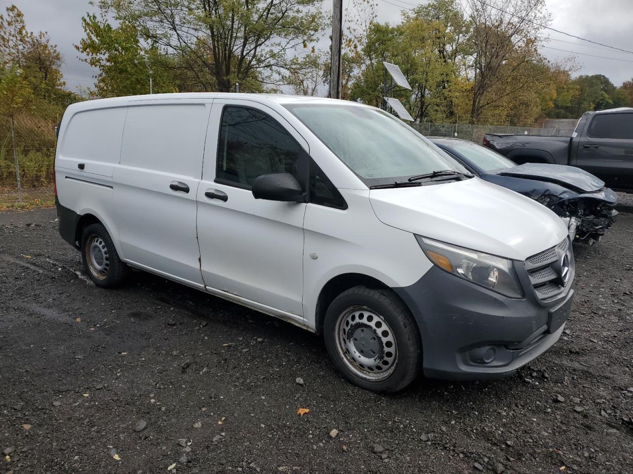 2016 Mercedes-Benz Metris - Фото 4