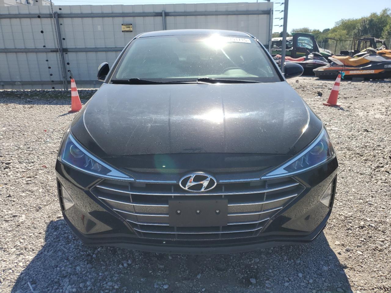 2019 Hyundai Elantra Se - Фото 5