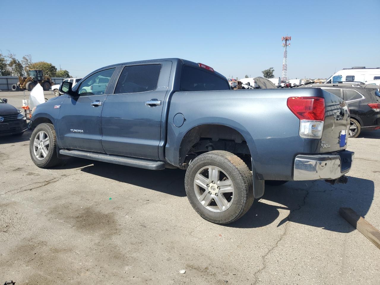 2010 Toyota Tundra Crewmax Limited - Фото 2