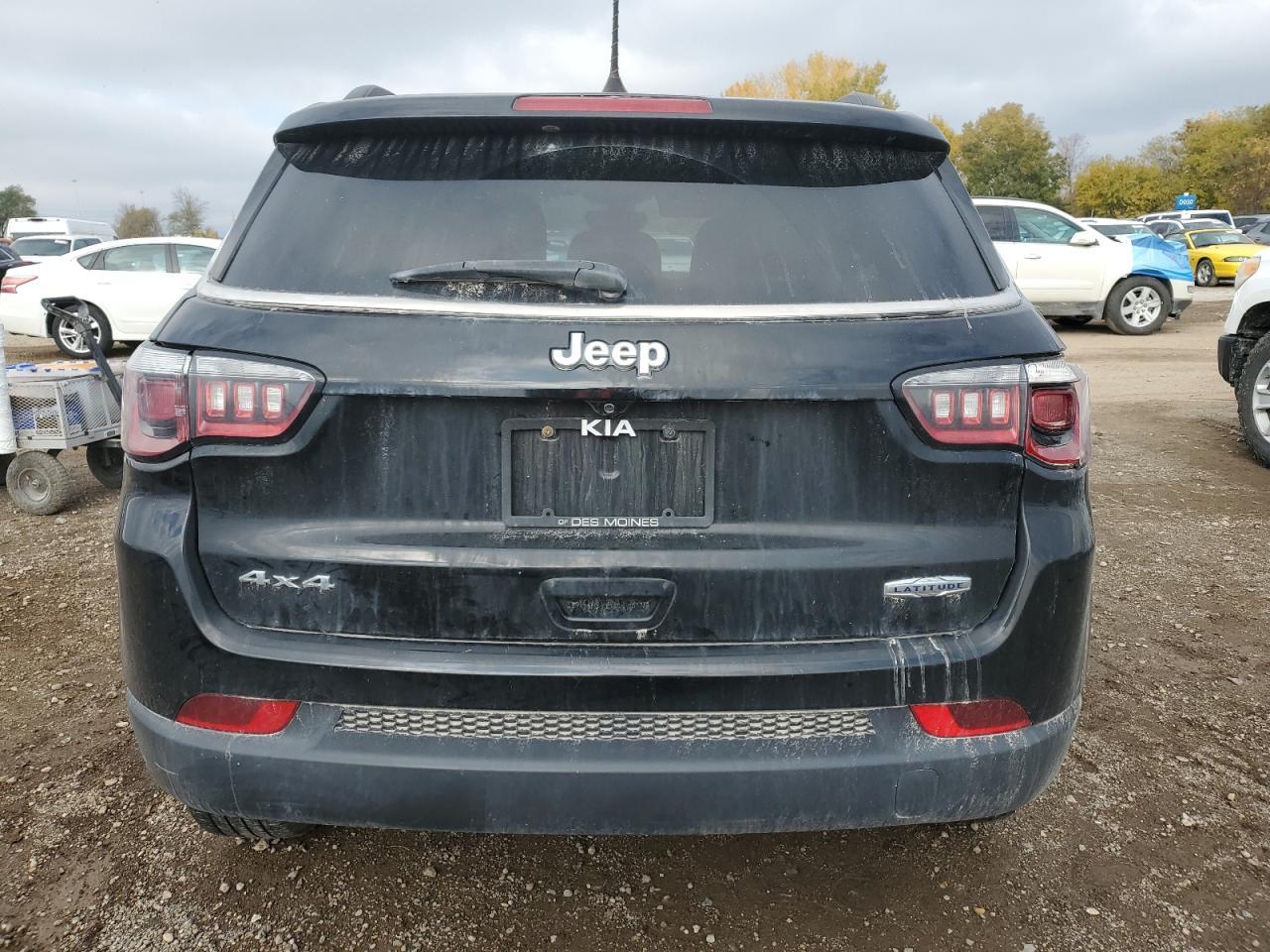 2018 Jeep Compass Latitude - Фото 6