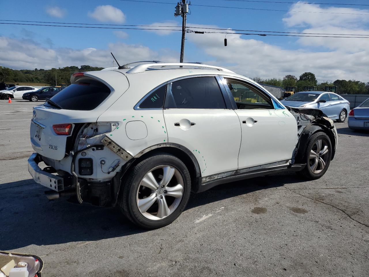 2011 Infiniti Fx35 - Image 3