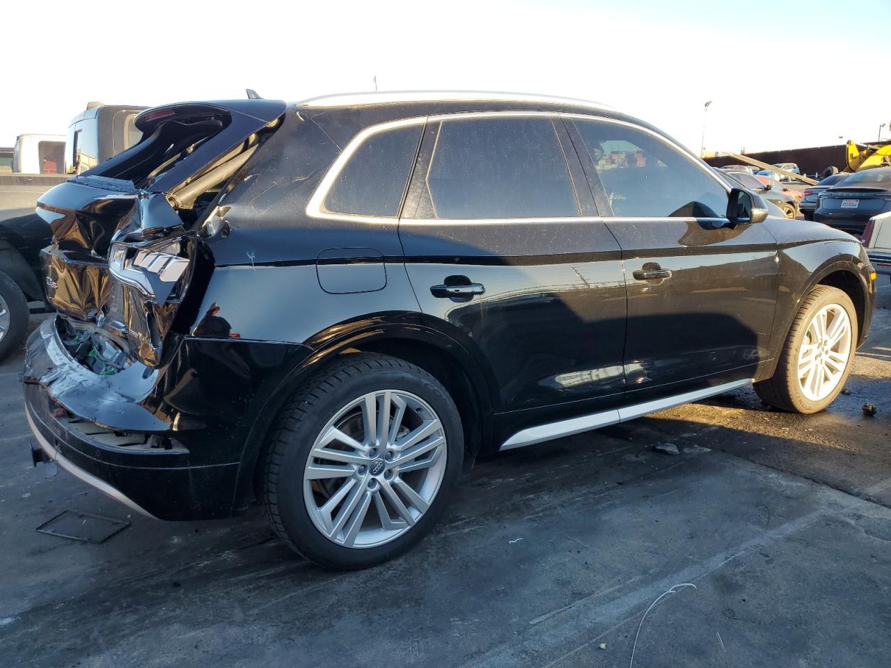 2019 Audi Q5 Premium Plus - Image 3