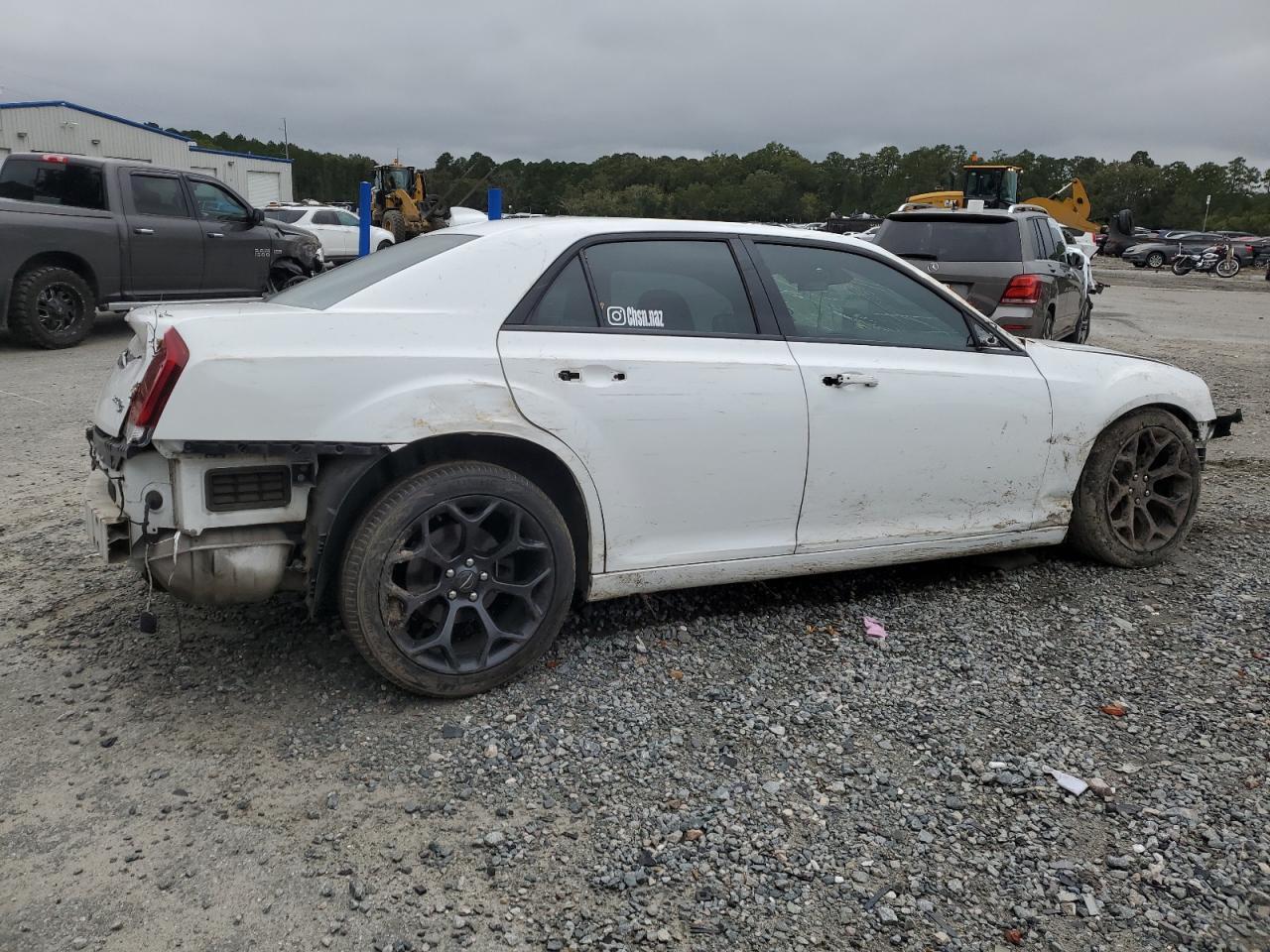 2019 Chrysler 300 S - Фото 3