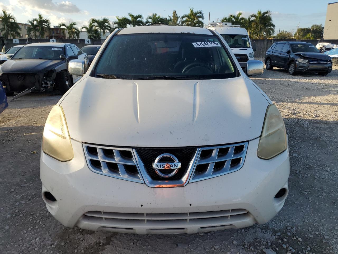 2012 Nissan Rogue S - Image 5