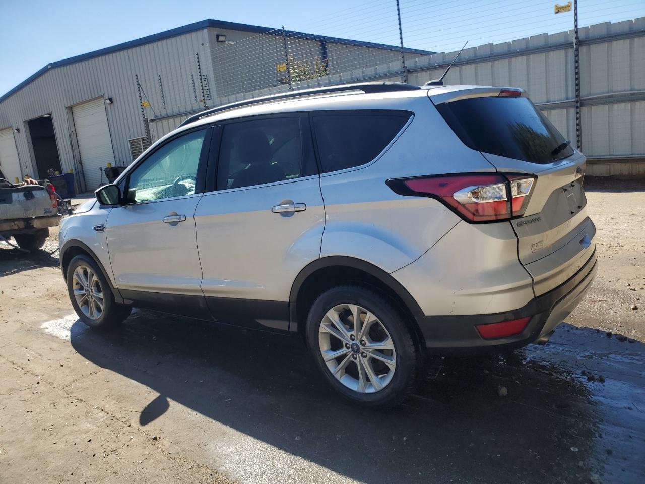 2017 Ford Escape Se - Image 2