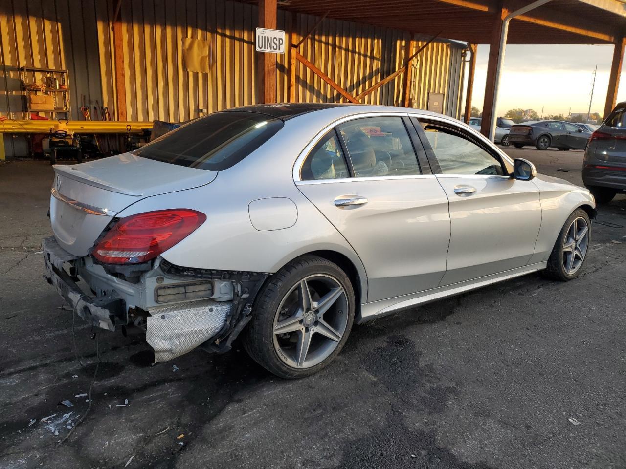2016 Mercedes-Benz C 300 4Matic - Фото 3