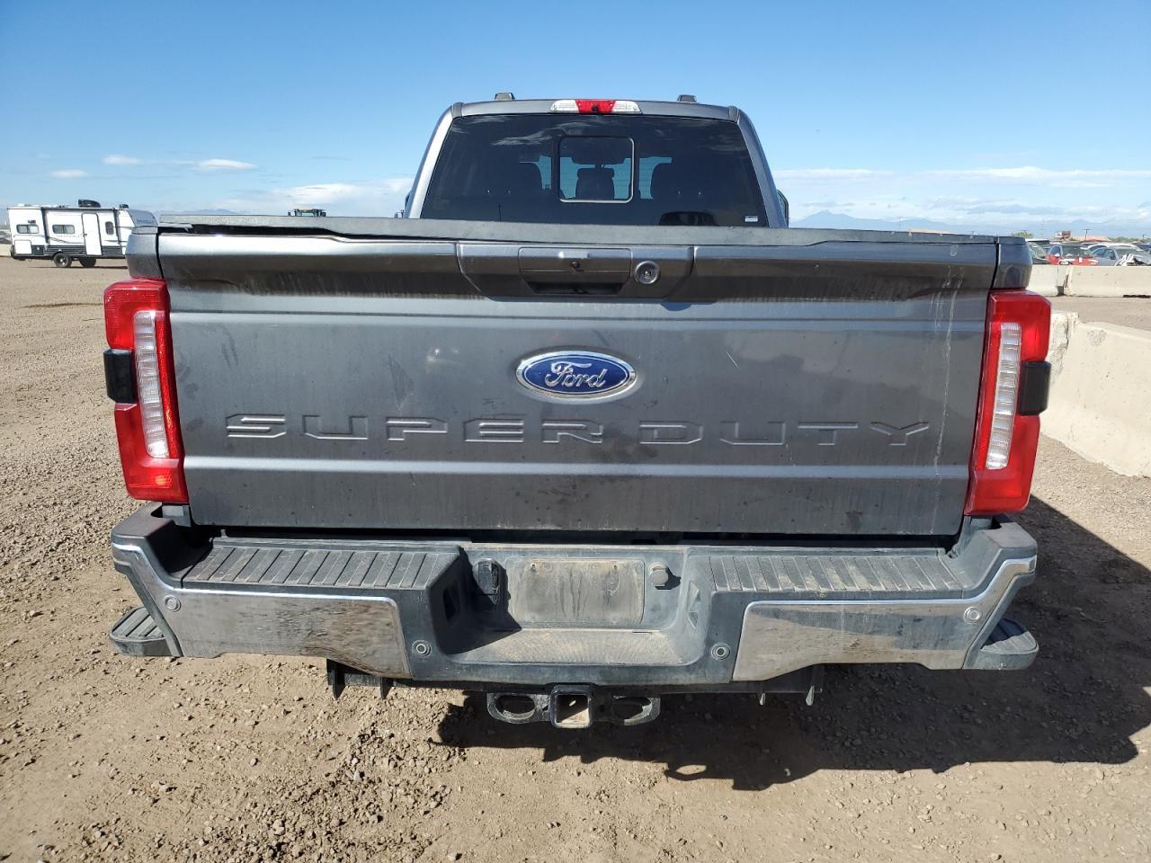 2023 Ford F350 Super Duty - Фото 6