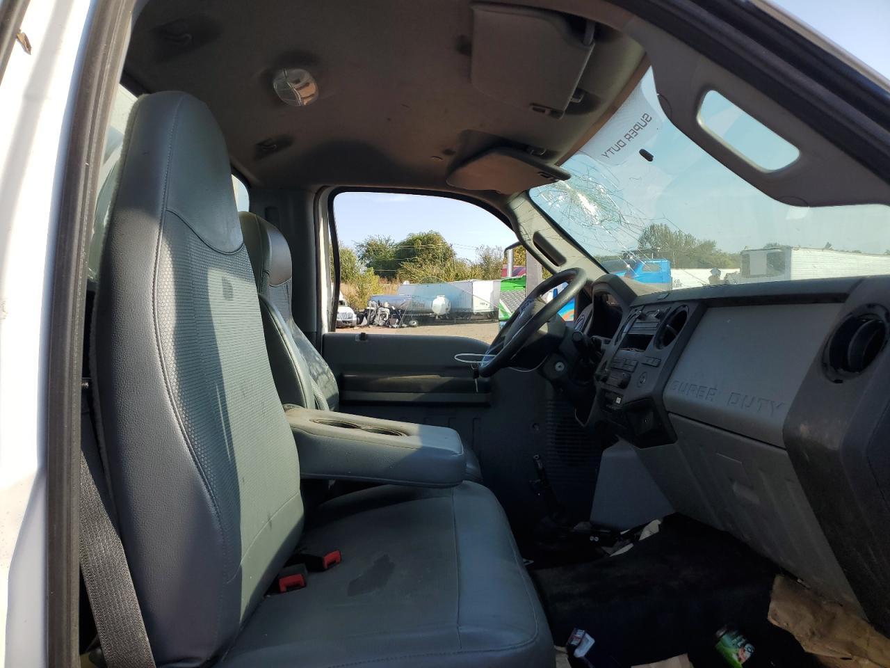 2022 Ford F750 Chipper Truck - Фото 5