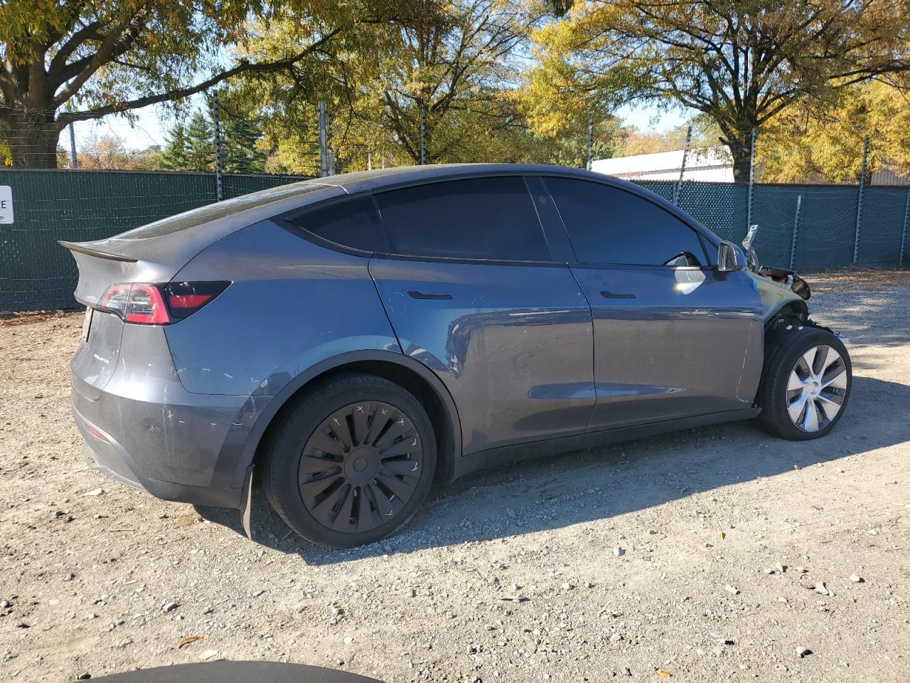 2023 Tesla Model Y - Image 3