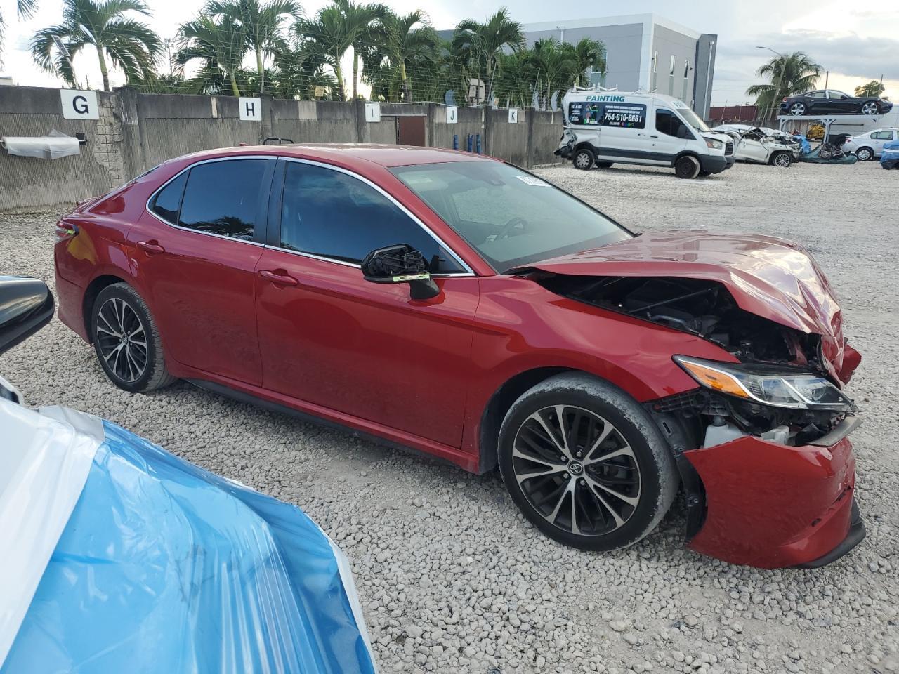 2020 Toyota Camry Se - Image 4