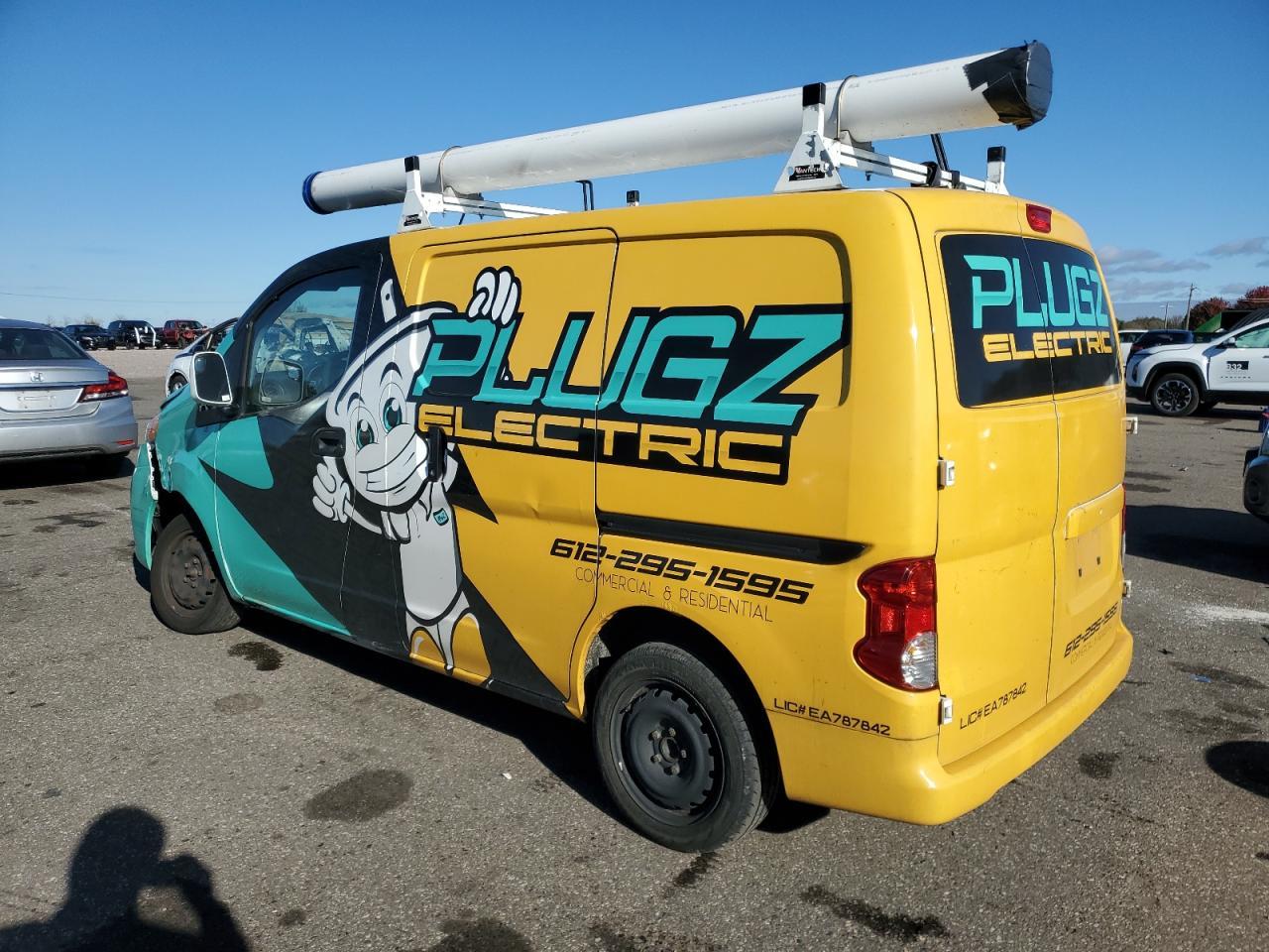 2014 Nissan Nv200 Utility / Service Van - Фото 2