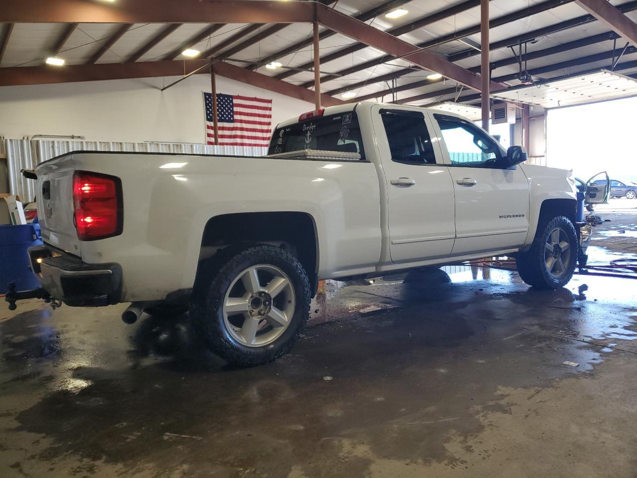 2015 Chevrolet Silverado C1500 Lt - Image 3