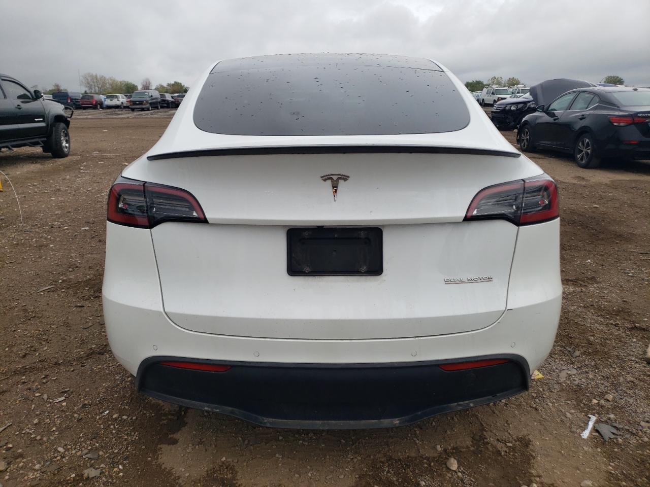 2022 Tesla Model Y - Фото 6