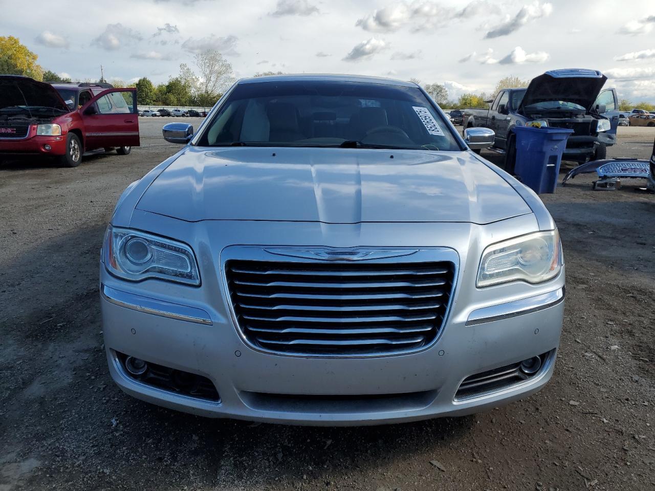 2012 Chrysler 300 Limited - Image 5