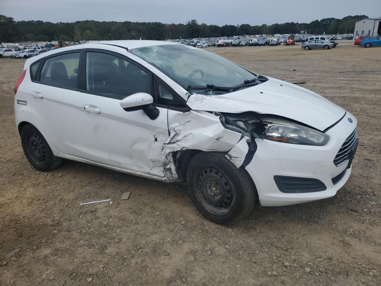 2014 Ford Fiesta S - Фото 4