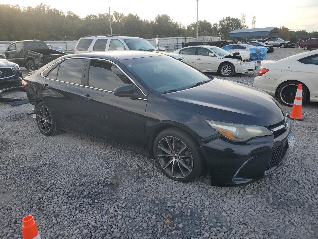 2015 Toyota Camry Xse - Фото 4